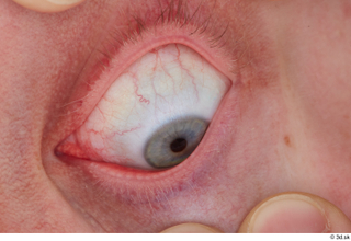 HD Eyes Tom Jenkins eye eyelash iris pupil skin texture…